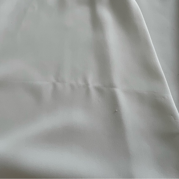 Eloquii White V neck Front Plead Wide Sleeves Blouse Top size 16 (flawed) - Picture 5 of 15